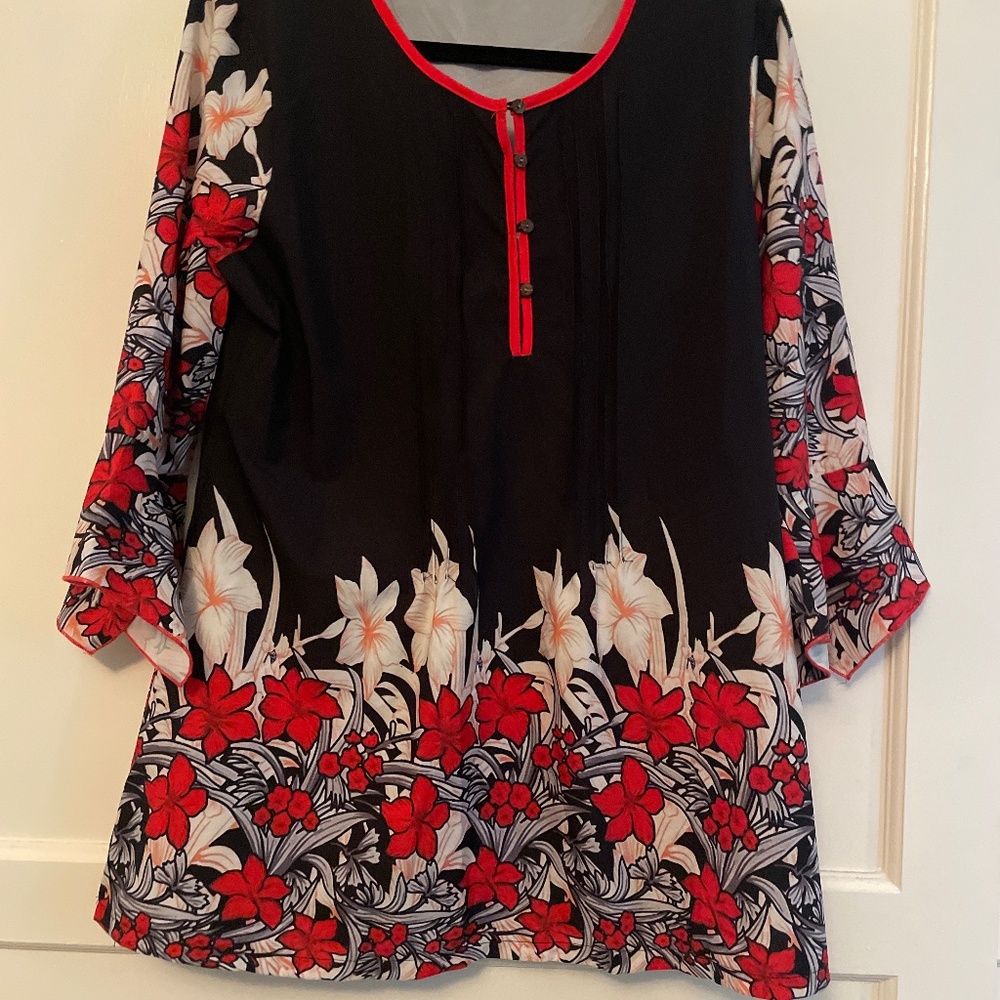 Red black and off white shirt dress